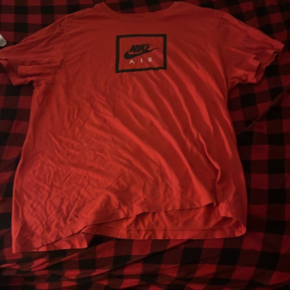 Nike shirts and one jordan - Picture 2 of 11